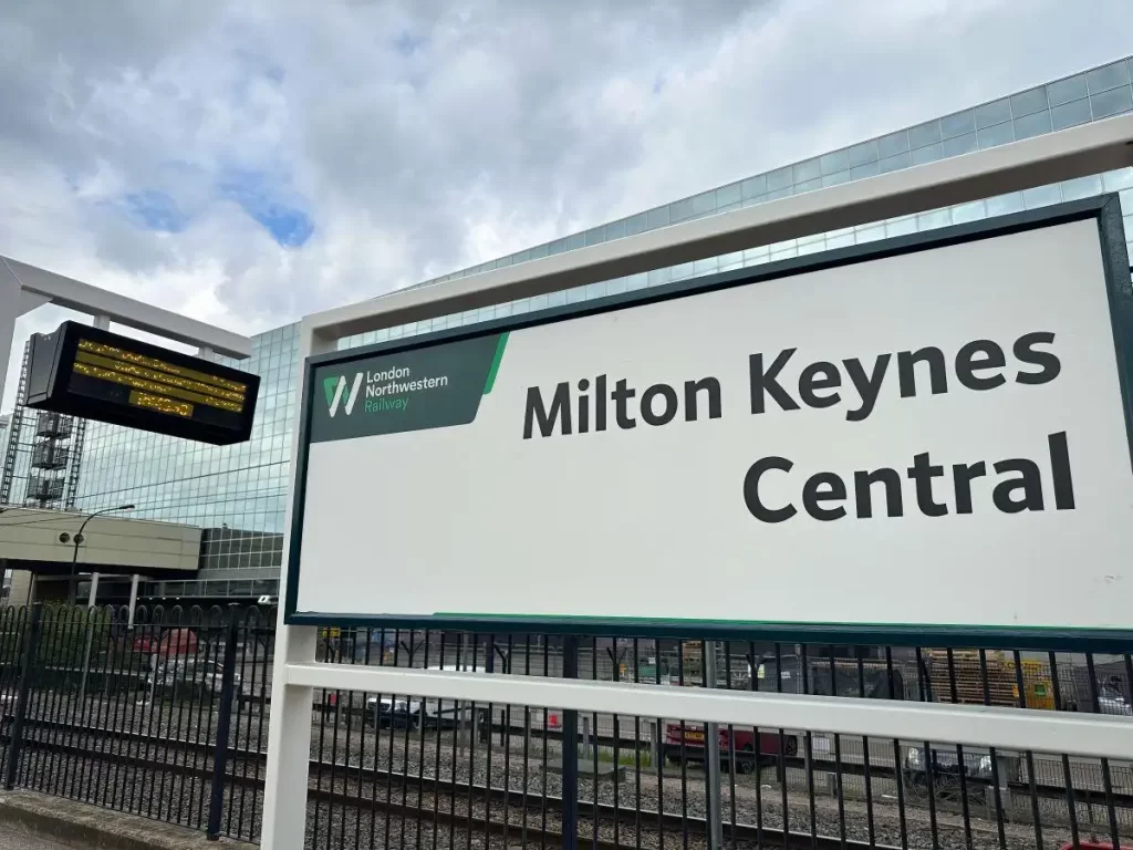 Milton Keynes in Relation to Major UK
